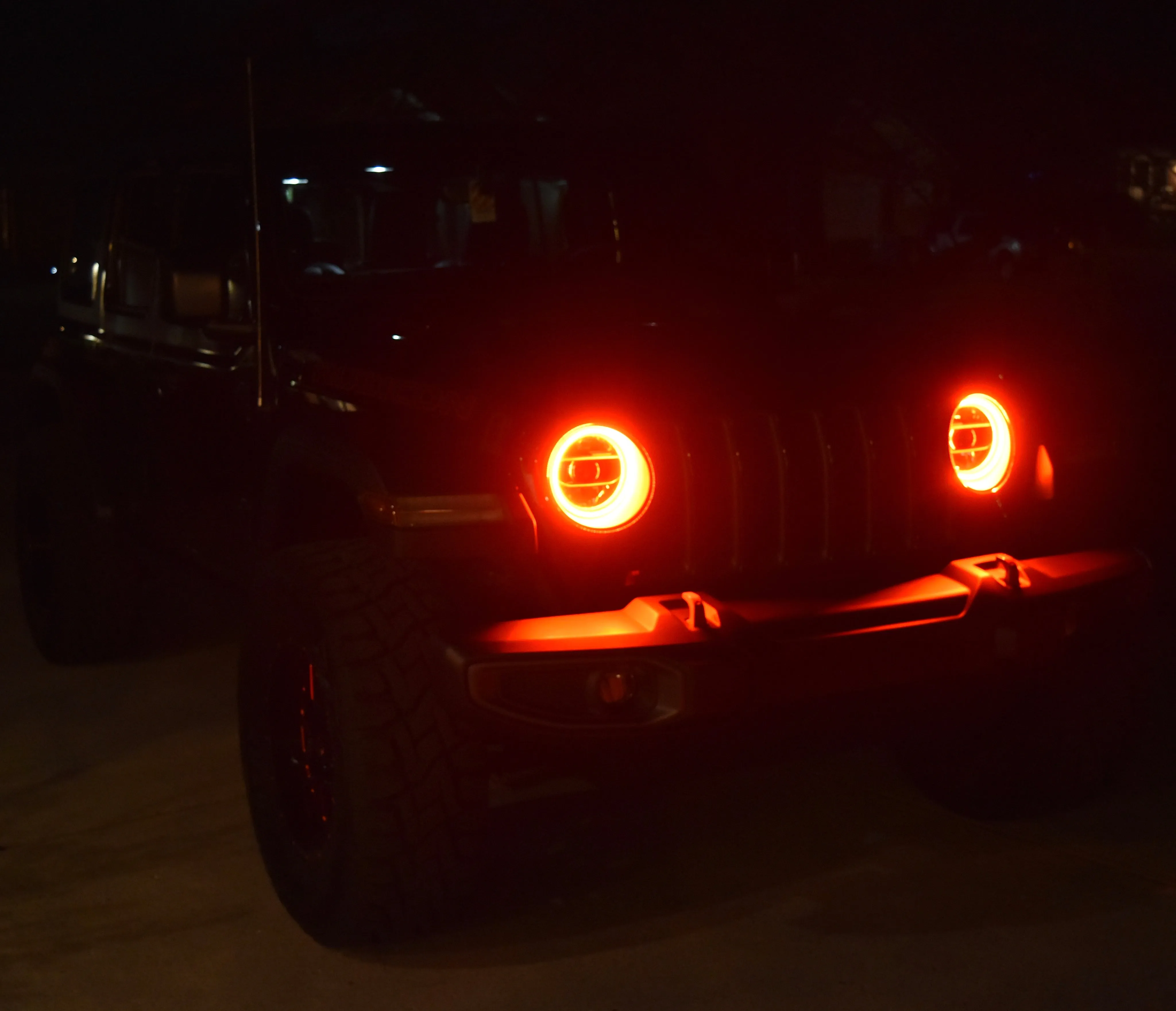 ORACLE Lighting 2020-2025 Jeep Gladiator JT LED Headlight Surface Mount Halo Kit