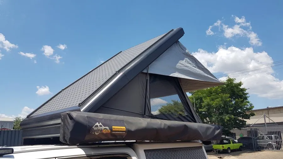 Quick Pitch Hard Shell Roof Top Tent