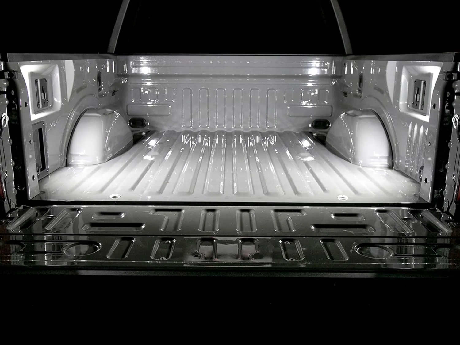 Starkey Products LED Bed Lights - OEM-Style Bed Lighting Kit - Compatible with Ford F-150 2015-2020
