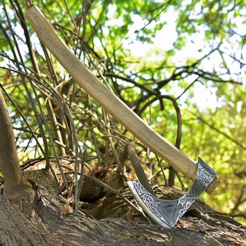 Viking Axe with Walnut Handle Ivar AXE101GLD