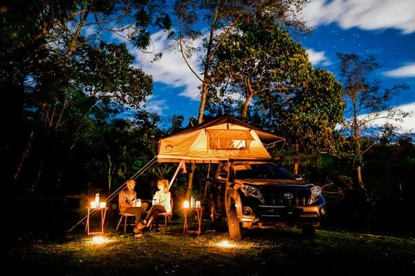 Wanaka 64" 3-4 Person Rooftop Tent w/ XL Annex