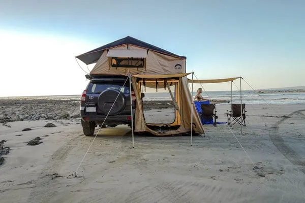 Wanaka 64" 3-4 Person Rooftop Tent w/ XL Annex